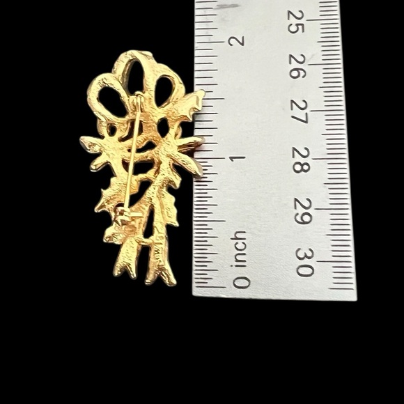 Vintage Christmas brooch gold tone & enamel - Picture 6 of 6